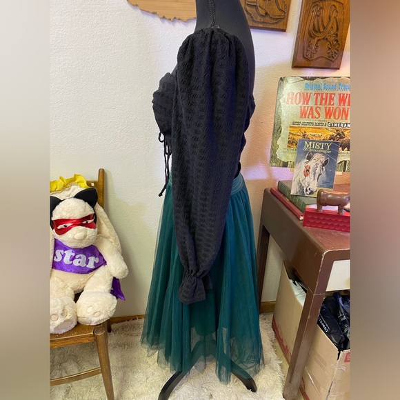 Fairycore Whimsigoth Ren Faire Bubble Sleeve Ruched Crop Top & Tulle Skirt M/L - Picture 2 of 16